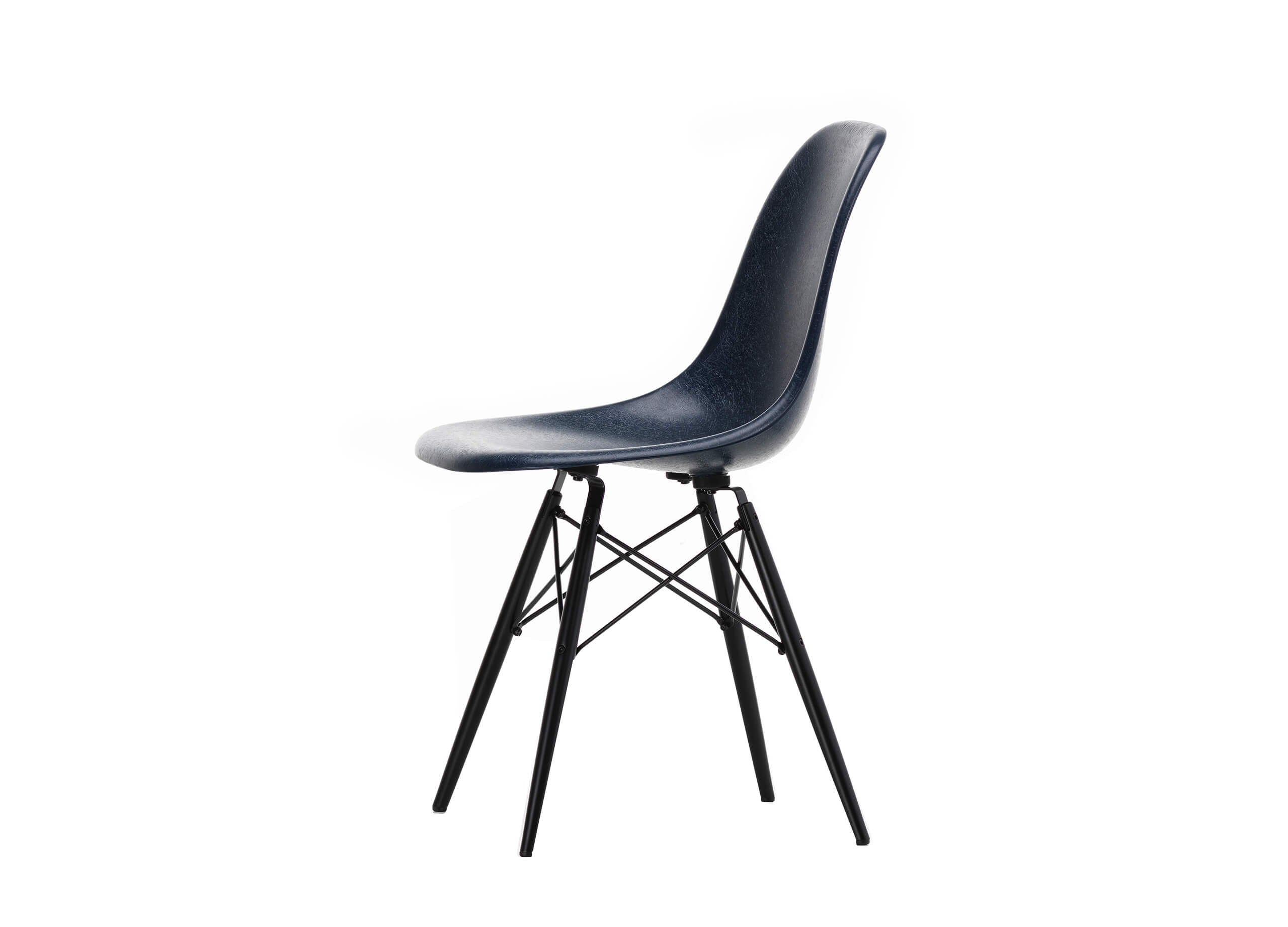 Eames Fiberglass Chair DSW