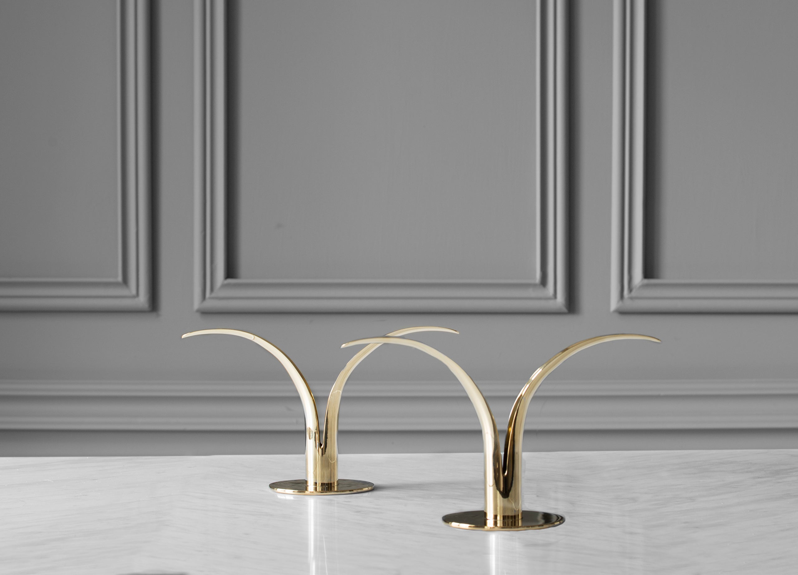 The Lily Kerzenleuchter