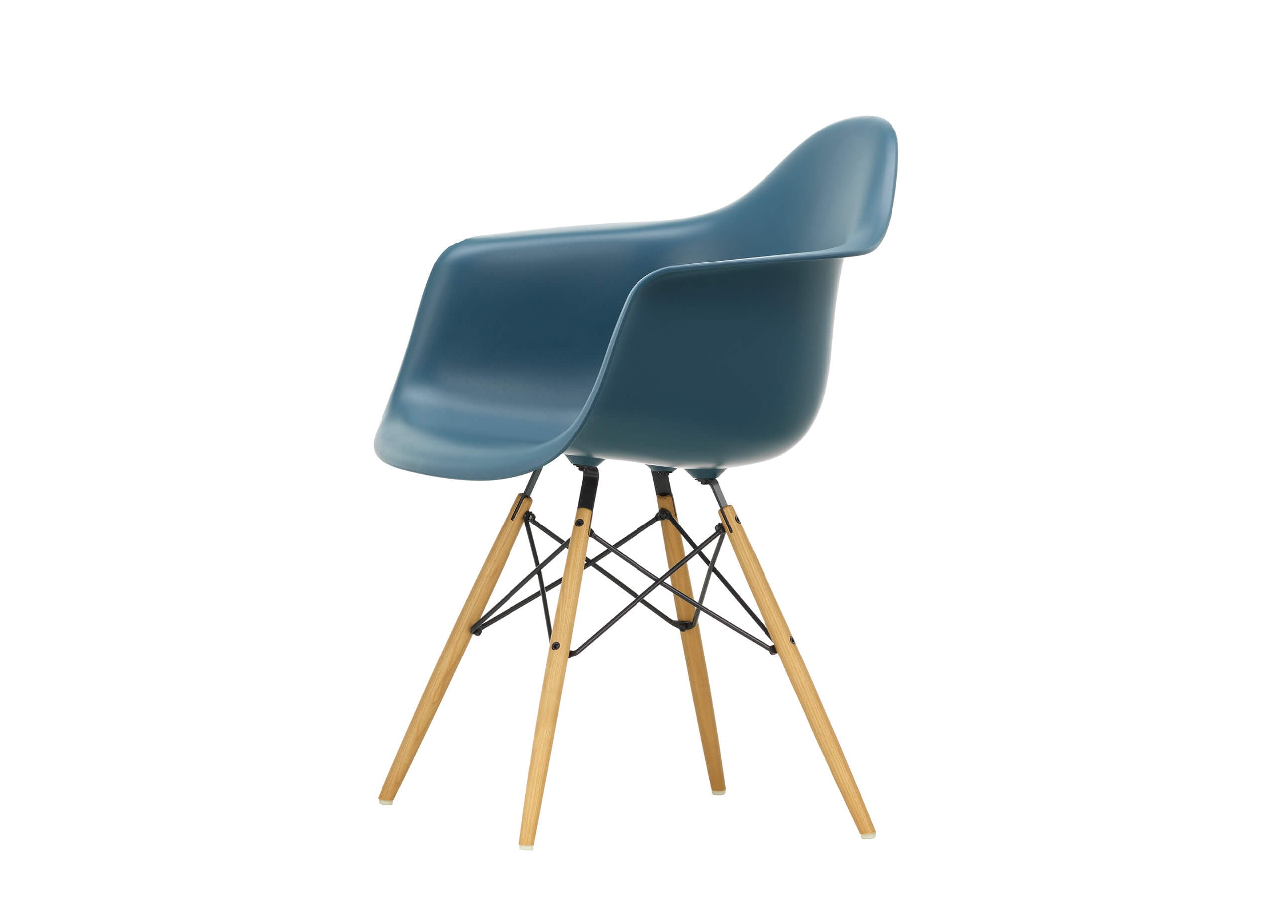 Eames Plastic Armchair RE DAW