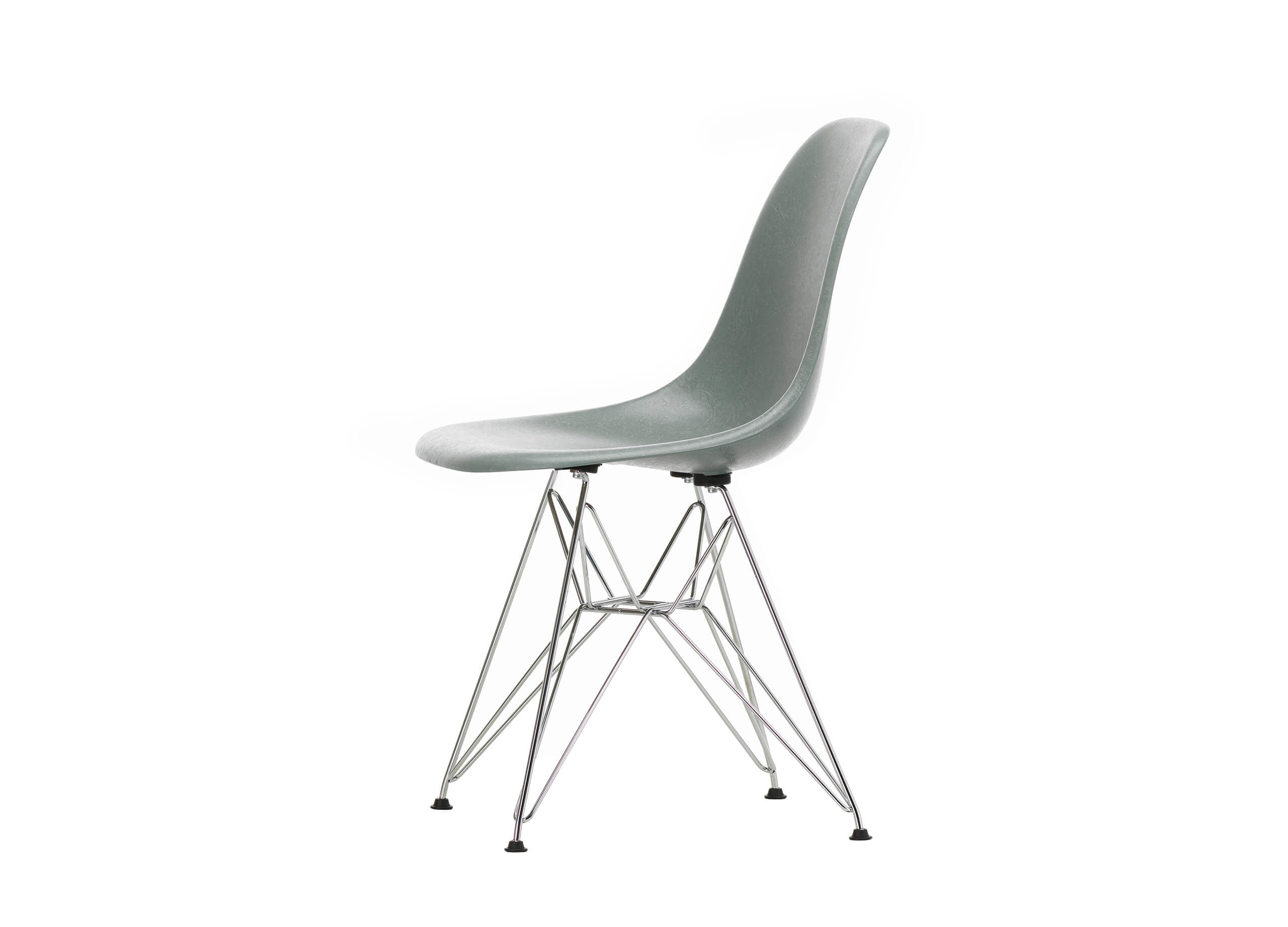 Eames Fiberglass Chair DSR