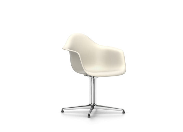 Eames Plastic Armchair RE DAL