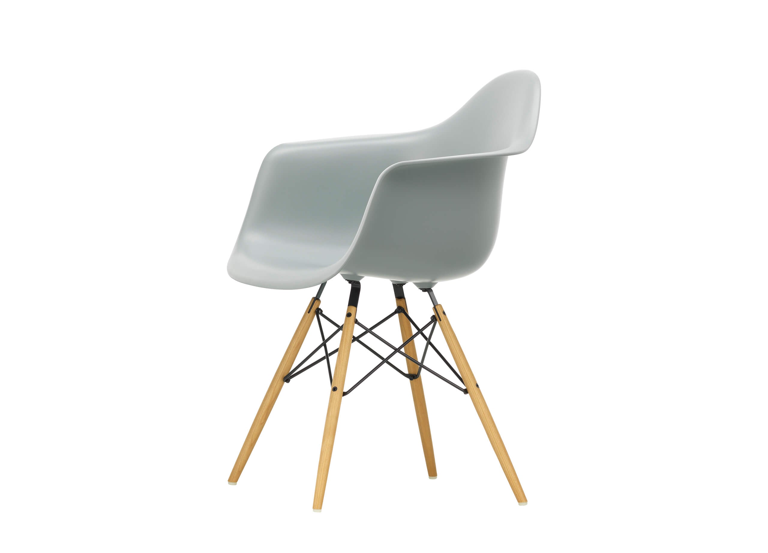 Eames Plastic Armchair RE DAW