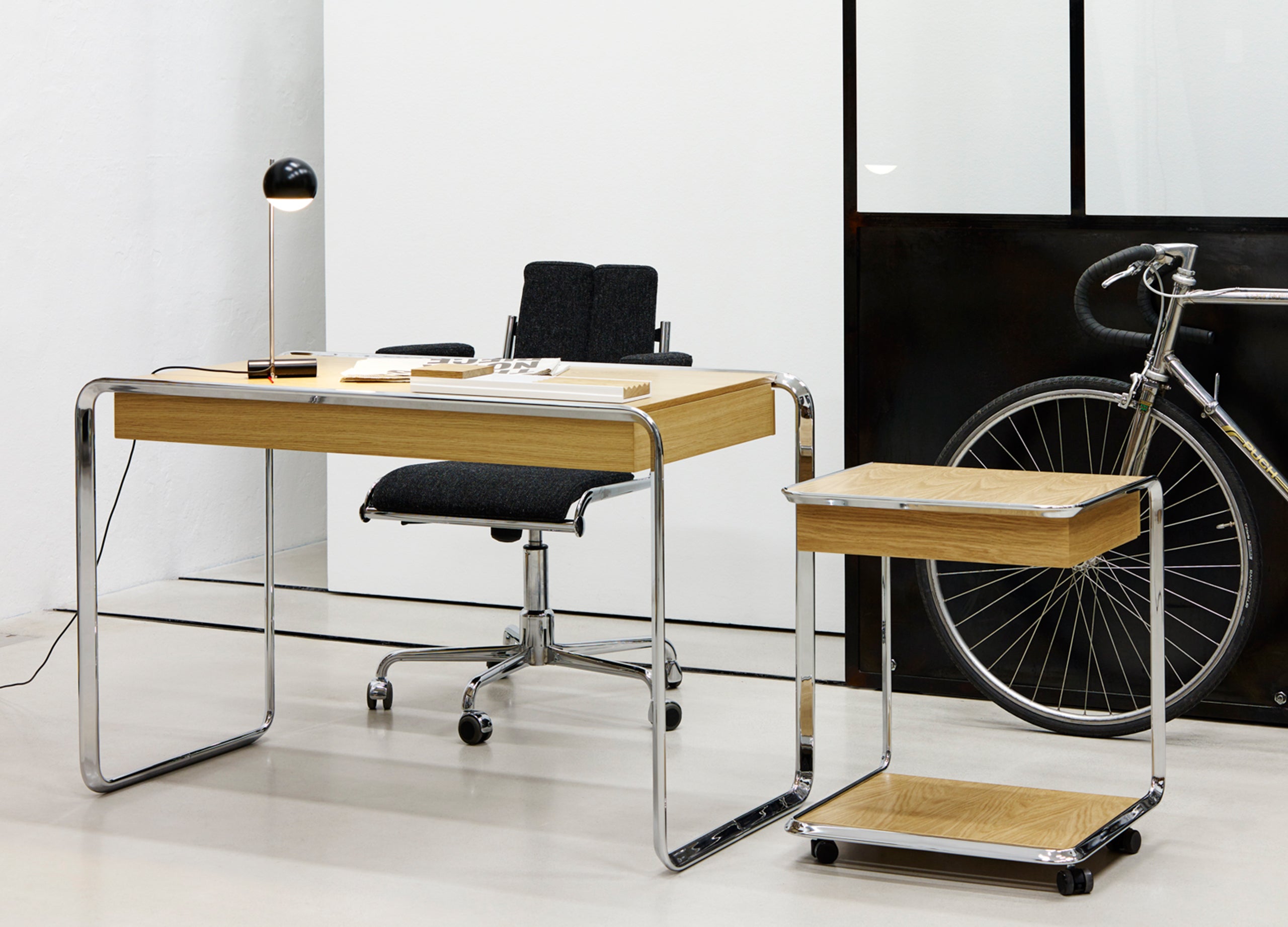 K2D Oblique Schreibtisch