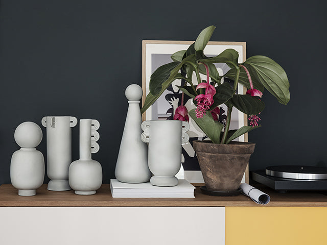 Muses Vase