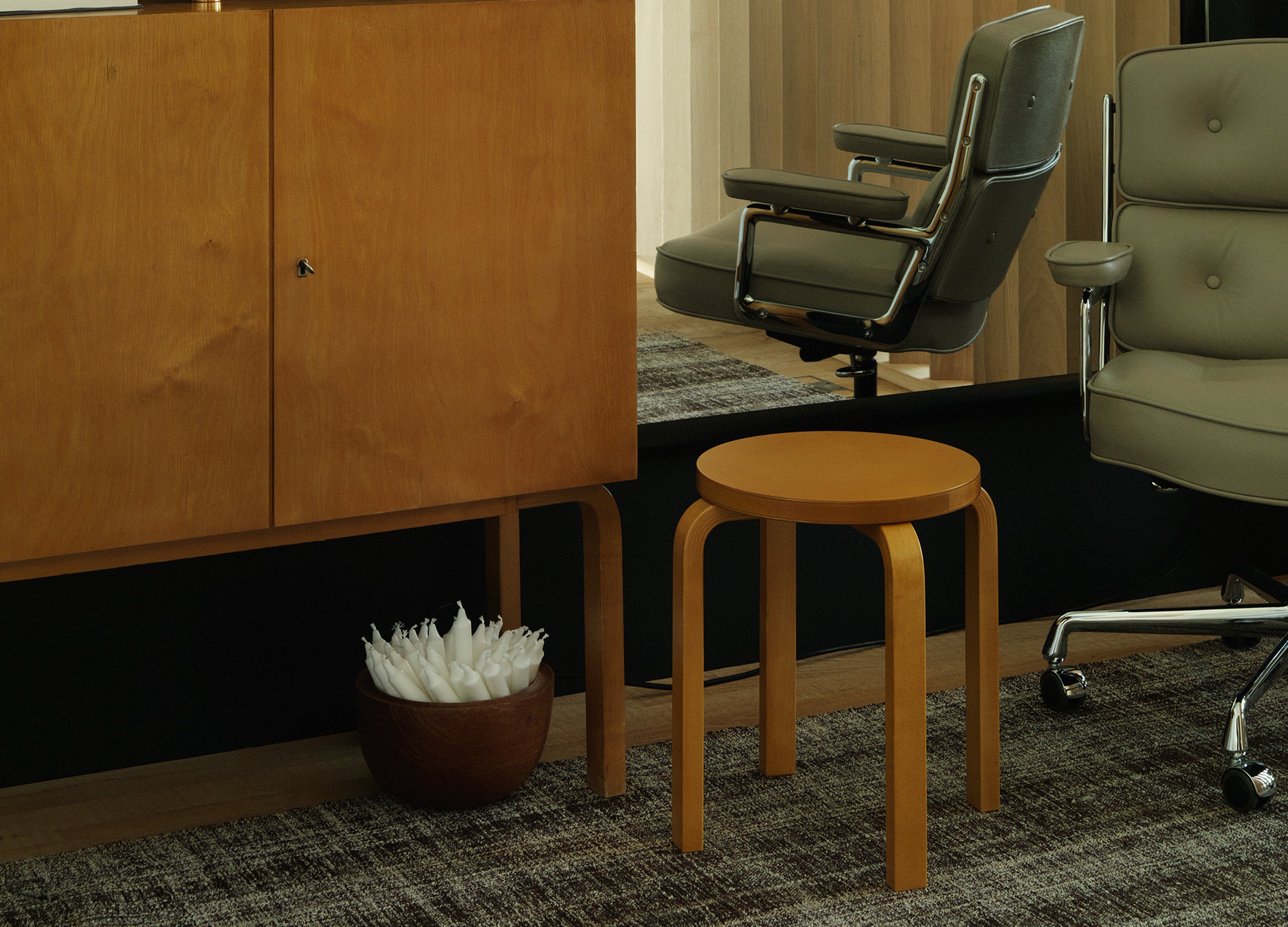 E60 Hocker