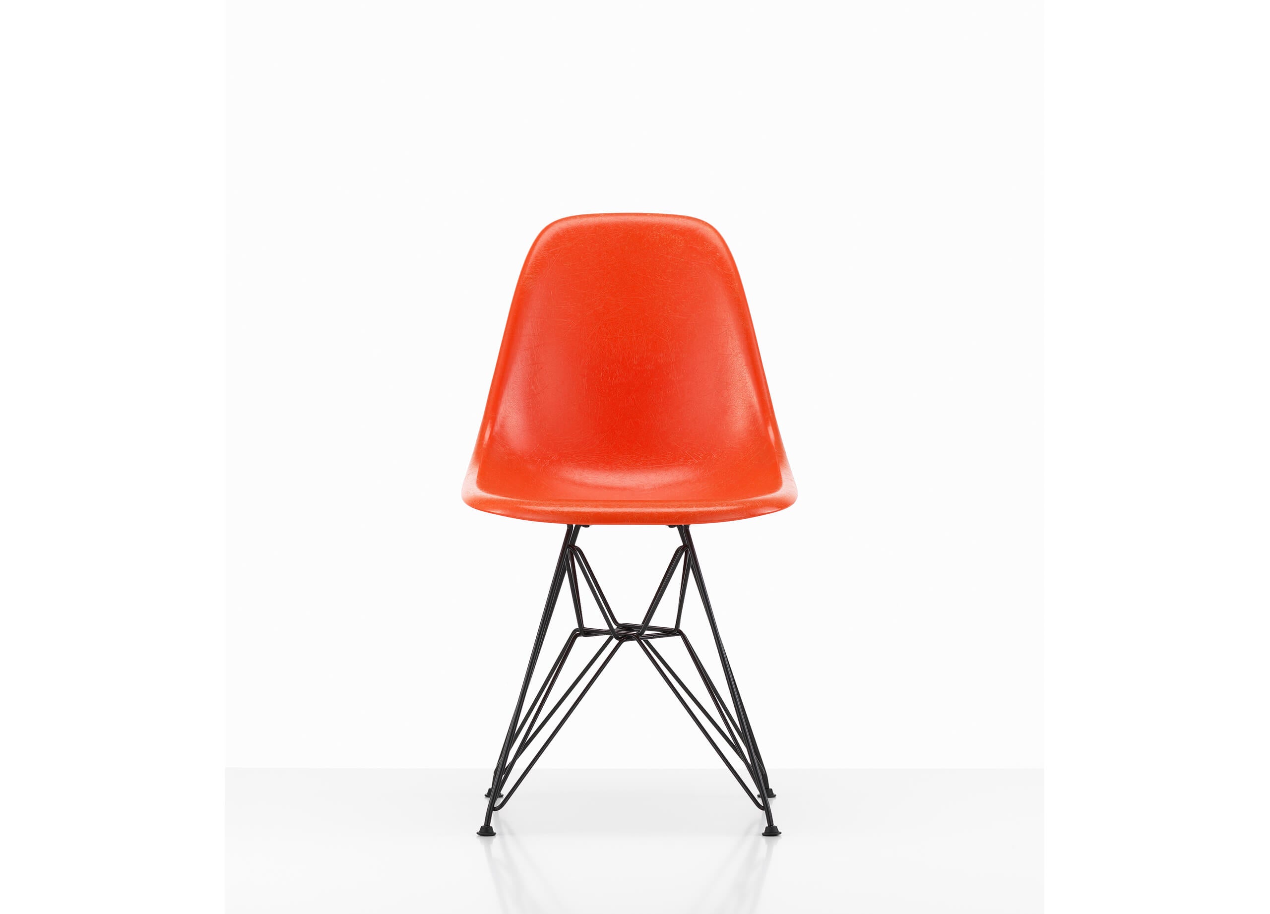 Eames Fiberglas Chair DSR