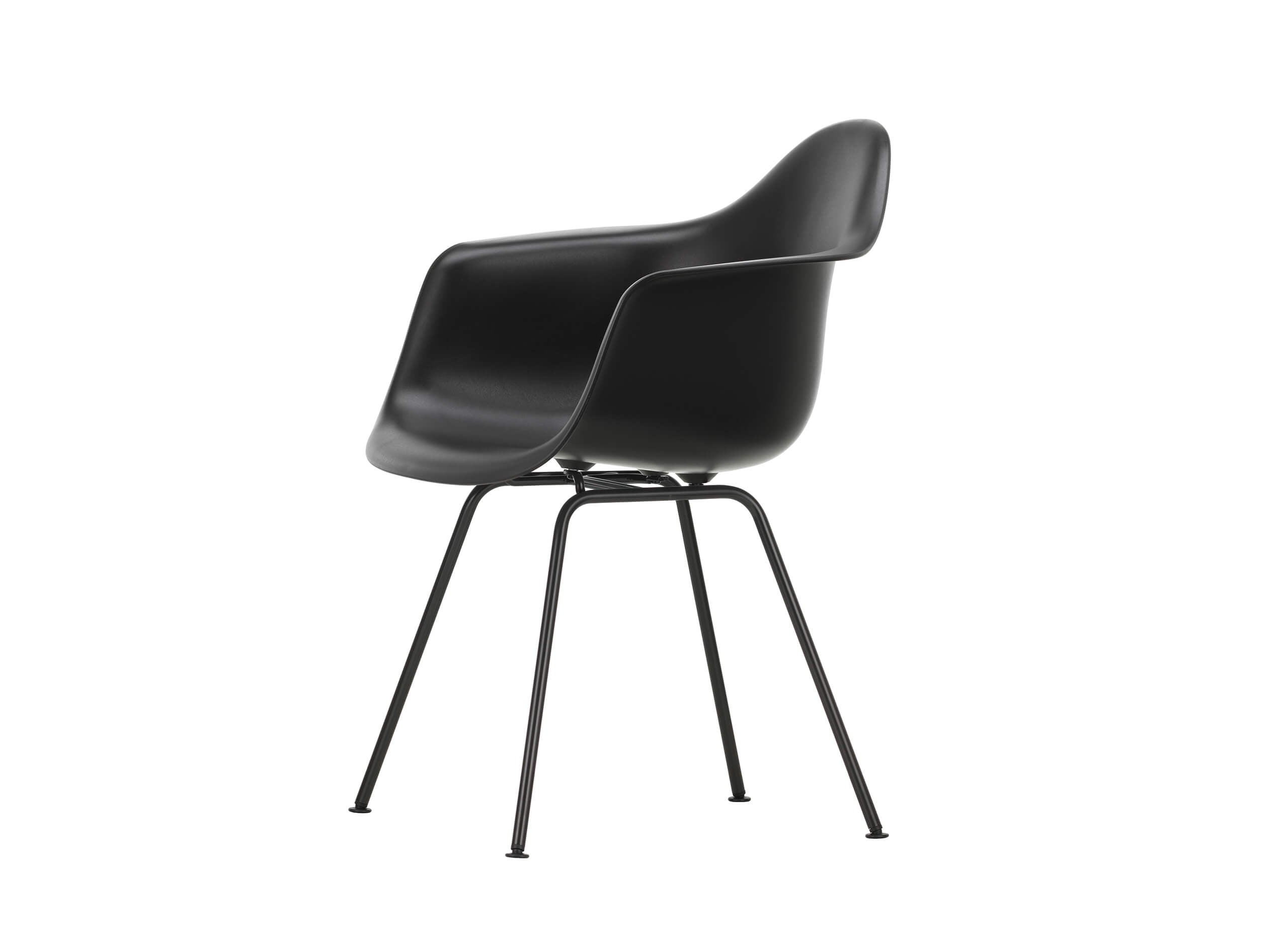 Eames Plastic Armchair RE DAX