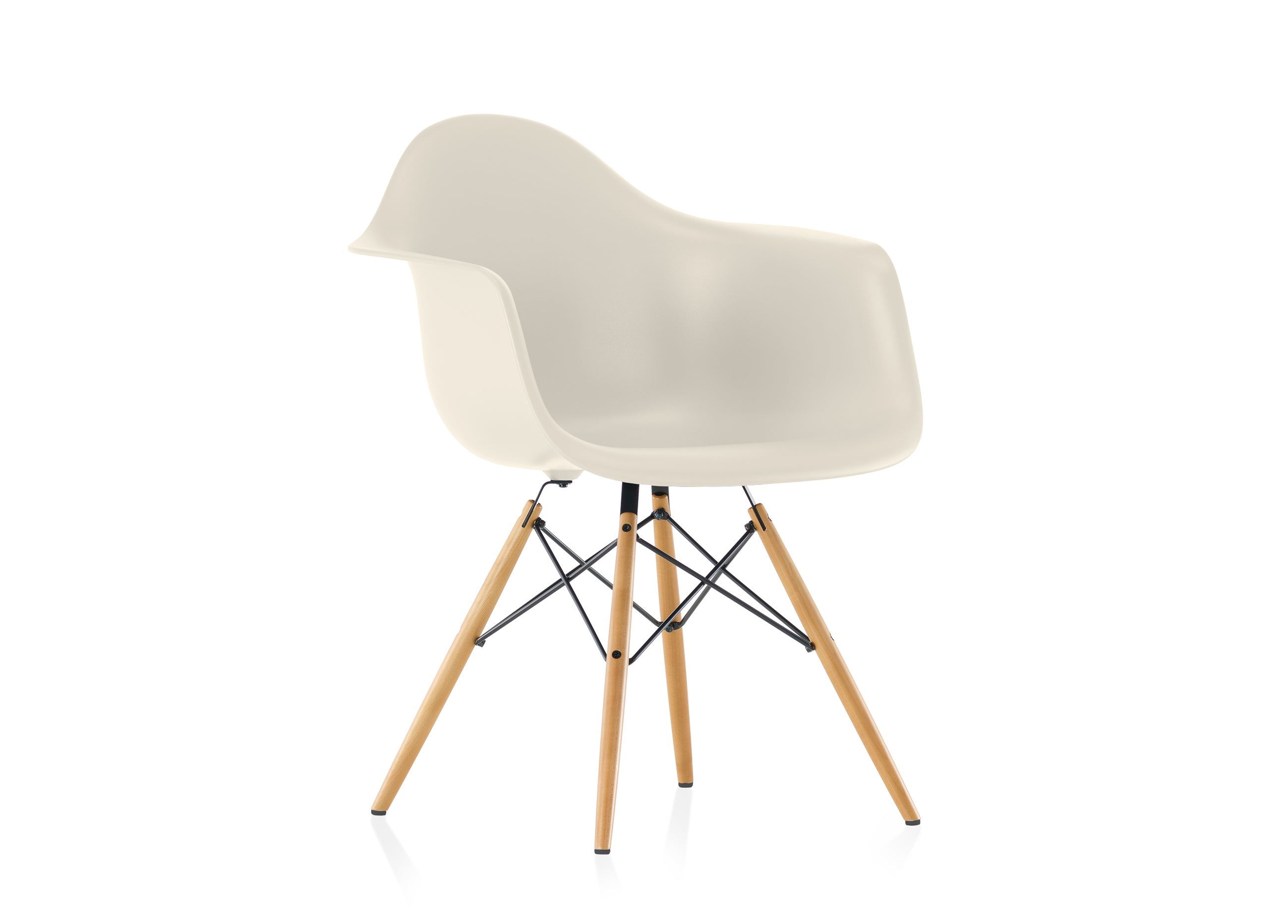 Eames Plastic Armchair RE DAW
