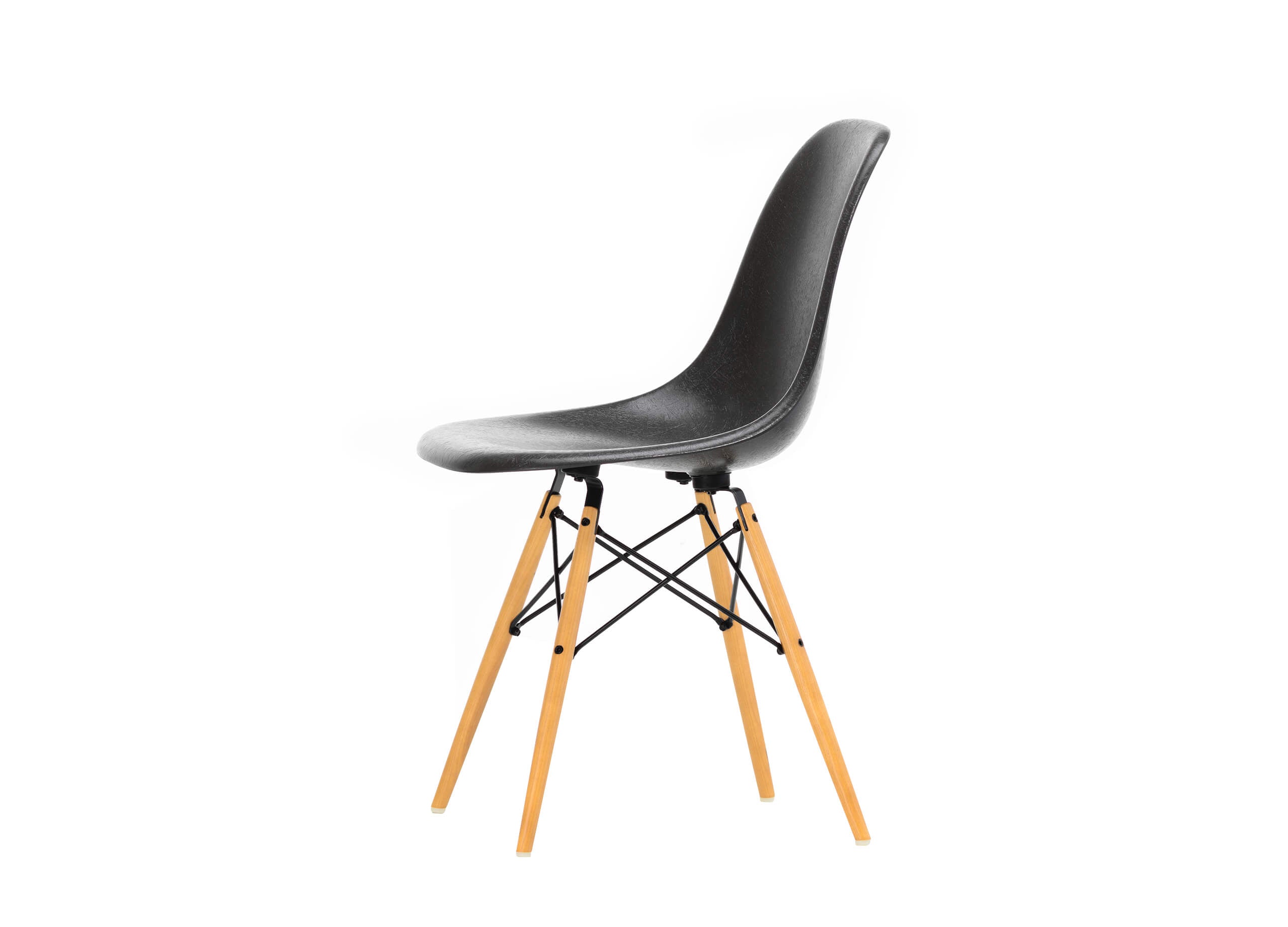 Eames Fiberglass Chair DSW