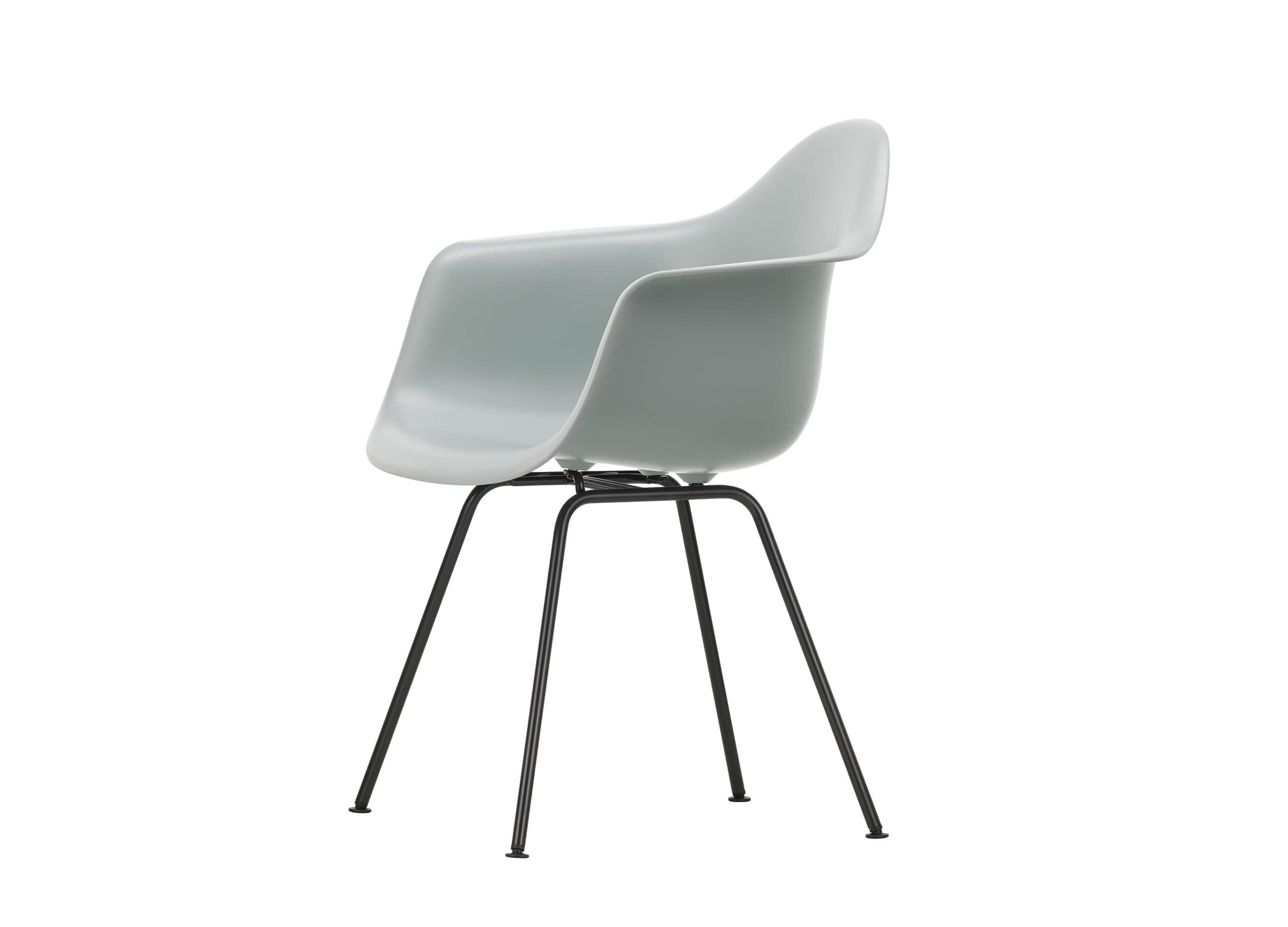 Eames Plastic Armchair RE DAX