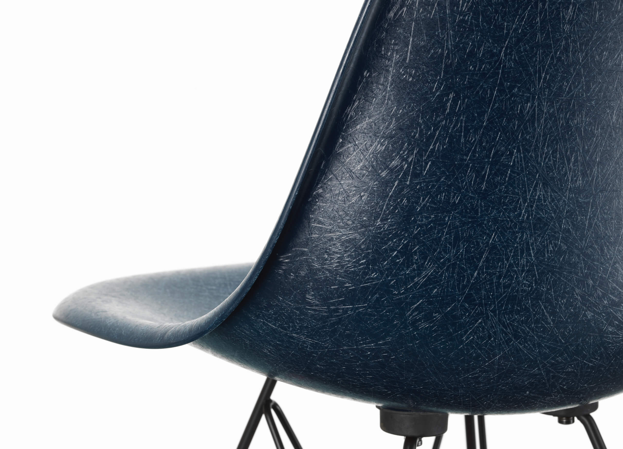 Eames Fiberglas Chair DSR