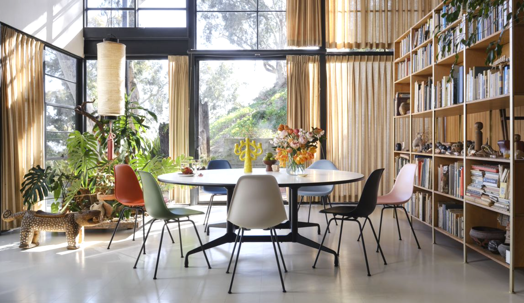 Eames Fiberglass Chair DSX