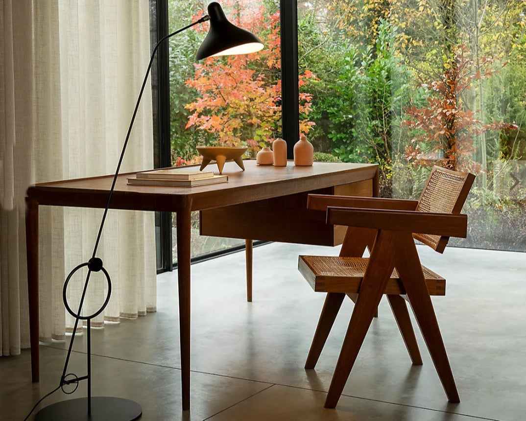 Mantis Stehlampe Dreibein-Fuss