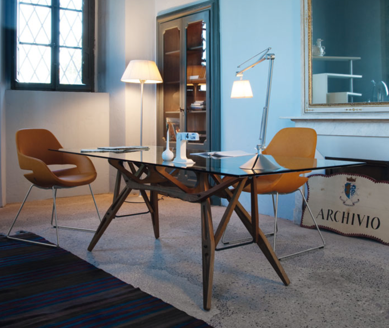 Reale Tisch