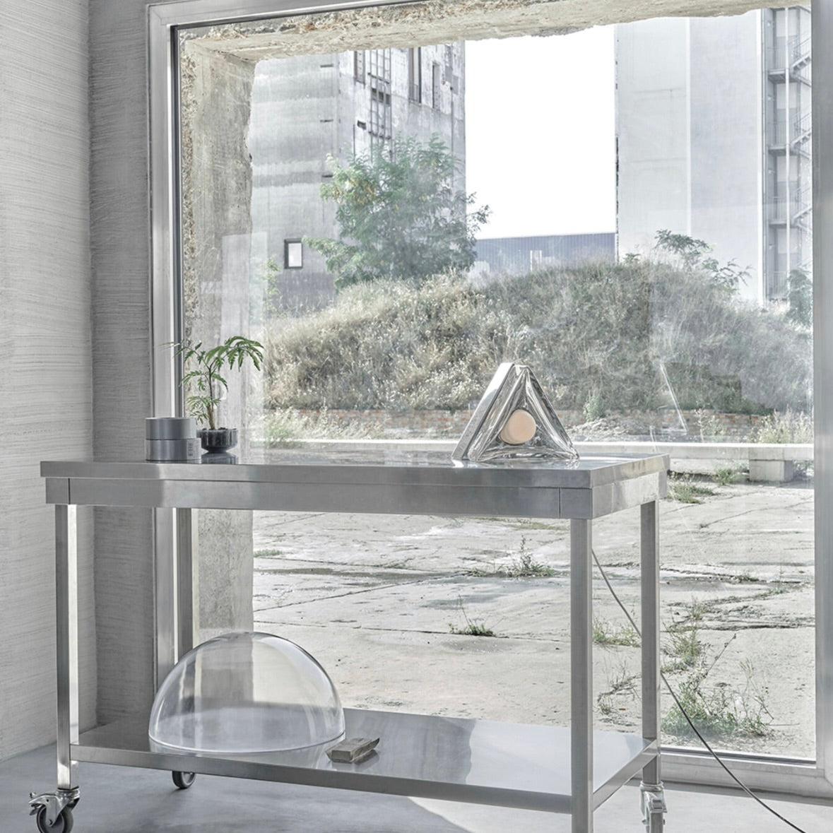 LOLA Lamp | Analog Glass