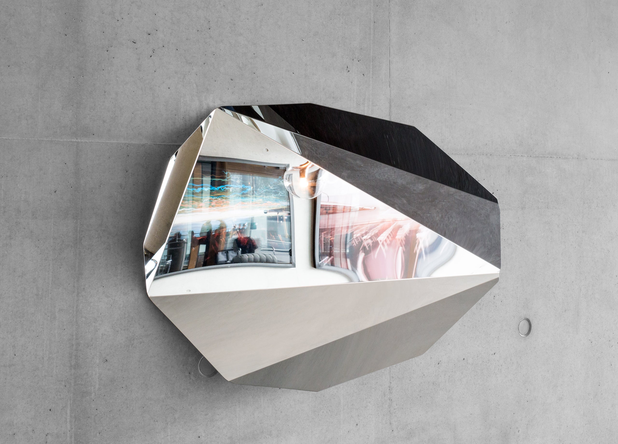 Piega Mirror