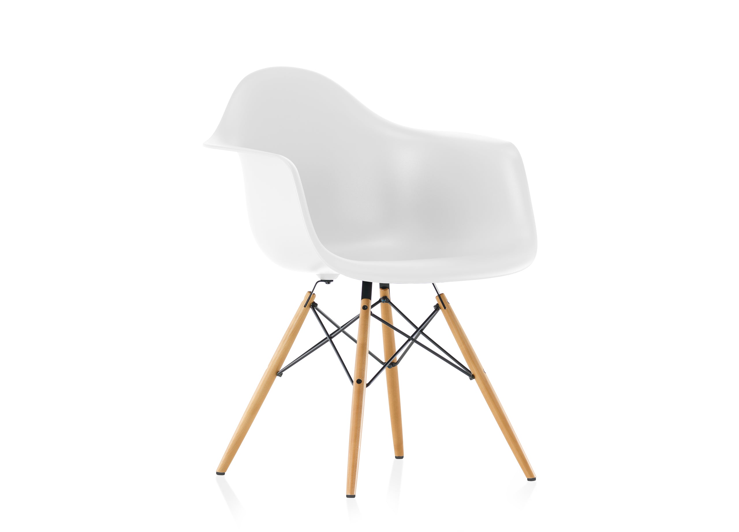 Eames Plastic Armchair RE DAW
