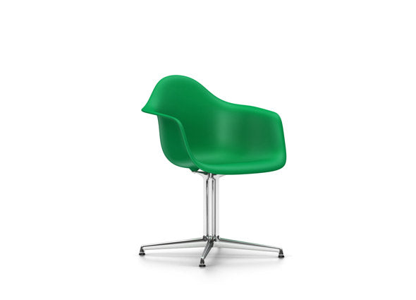 Eames Plastic Armchair RE DAL