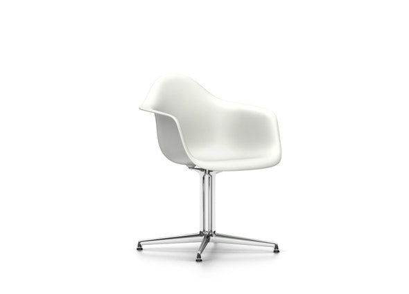Eames Plastic Armchair RE DAL