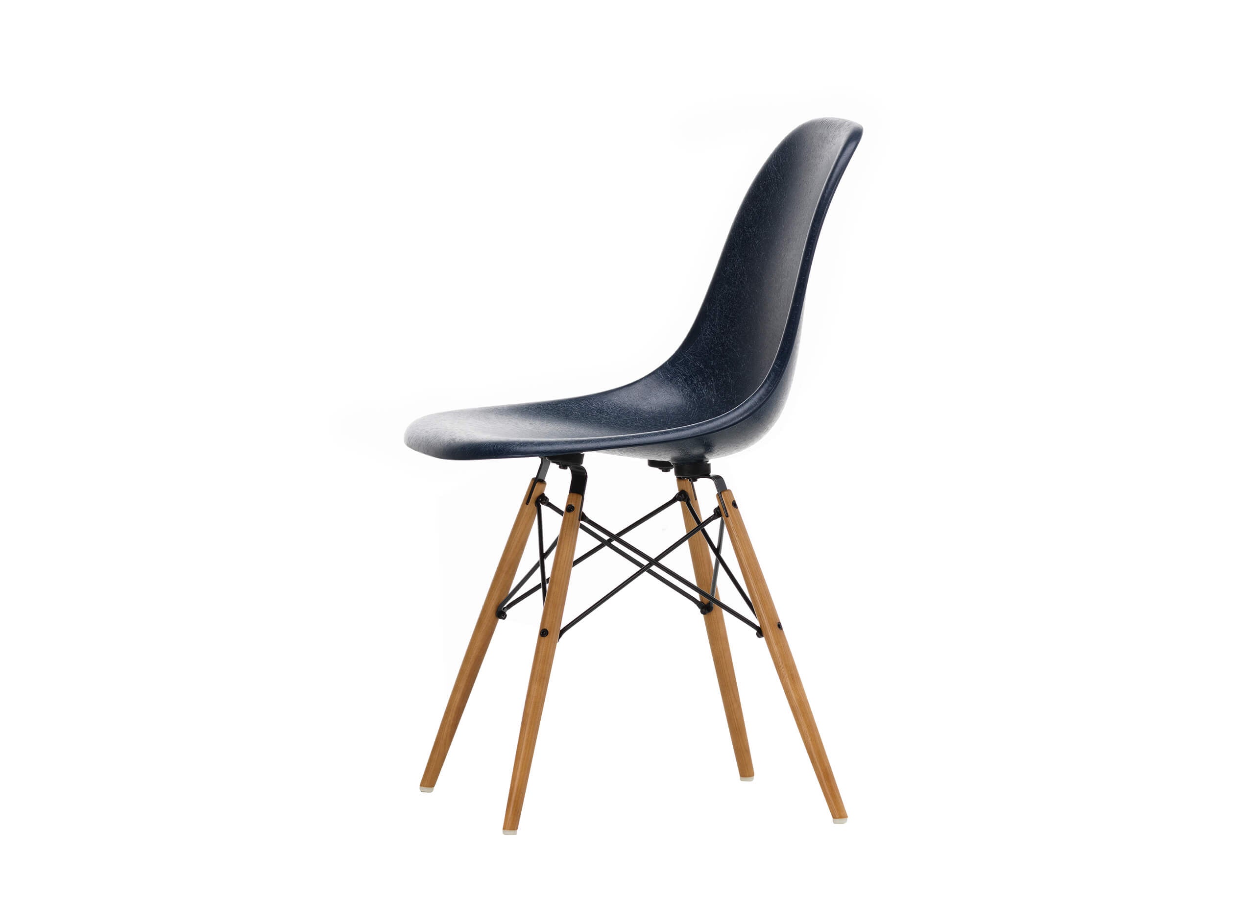Eames Fiberglass Chair DSW
