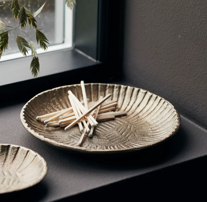 Schale Brass Finish tribes