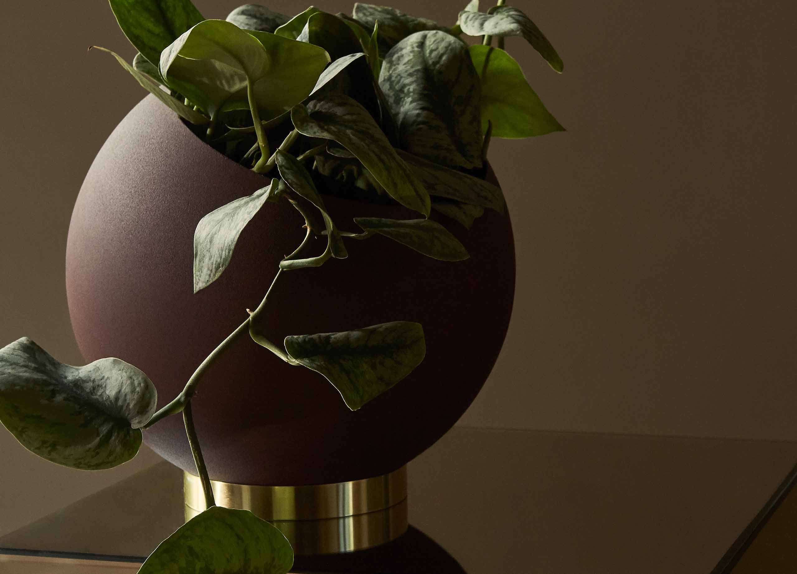 Globe Blumentopf