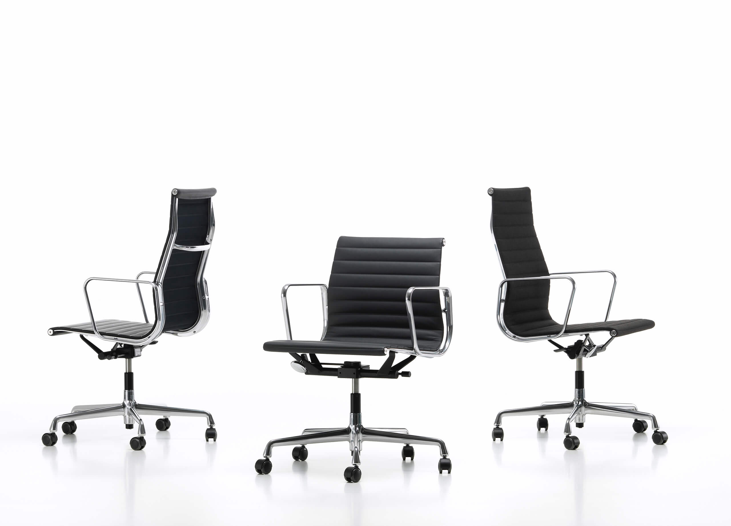 Aluminium Chair EA 117