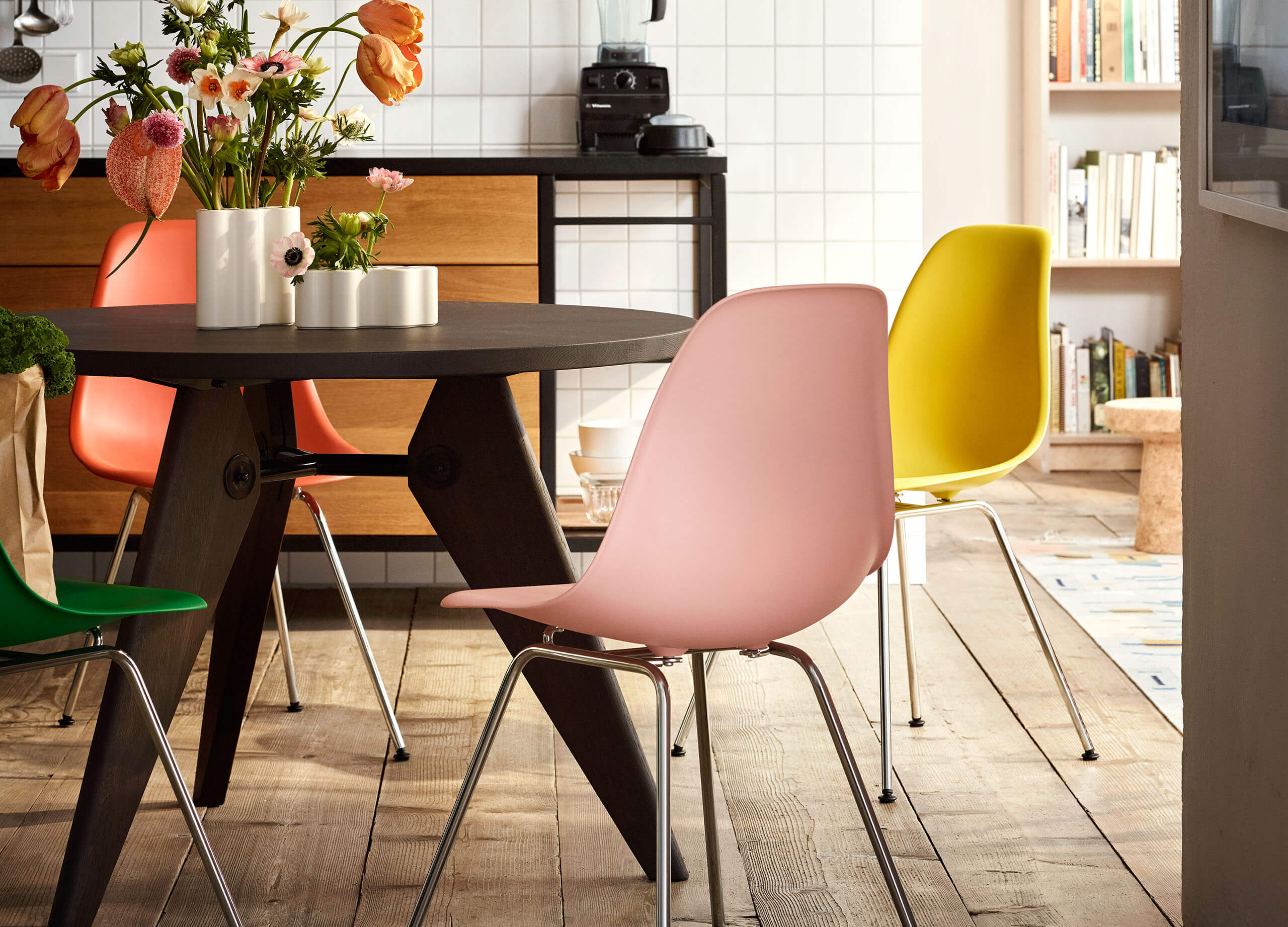 Eames Plastic Side Chair RE DSX