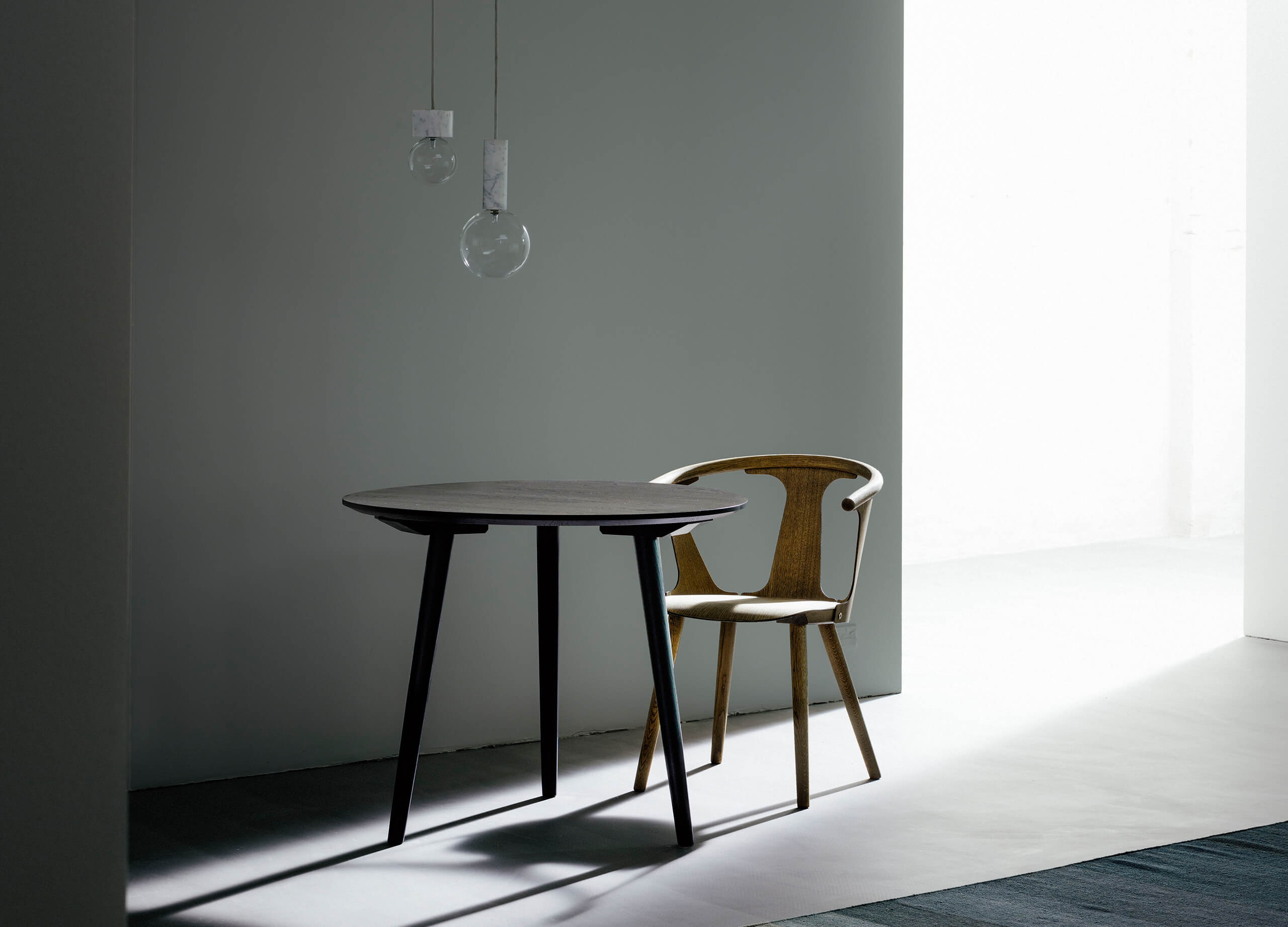 In Between Diningtable
