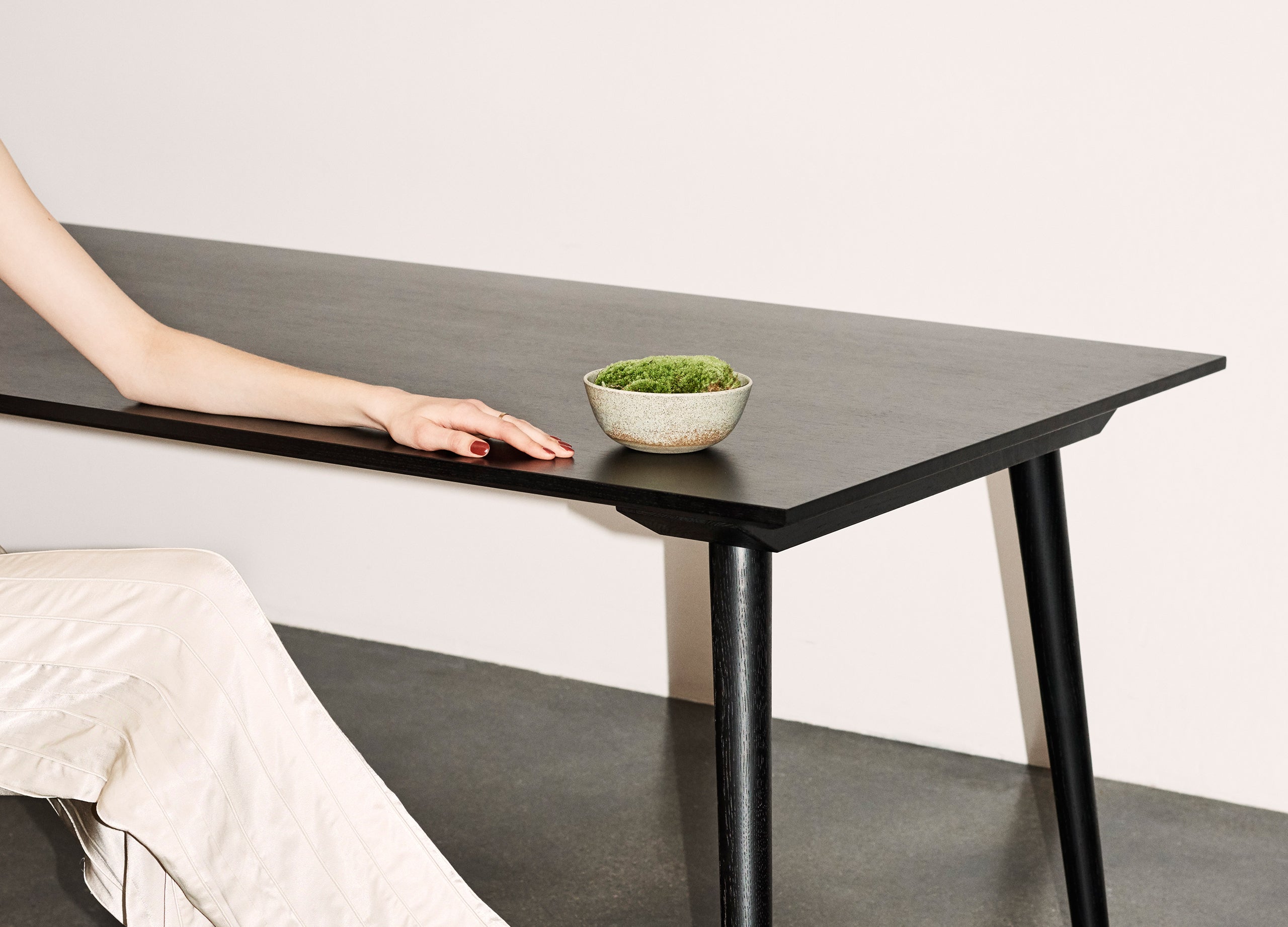 In Between Table SK5/SK6
