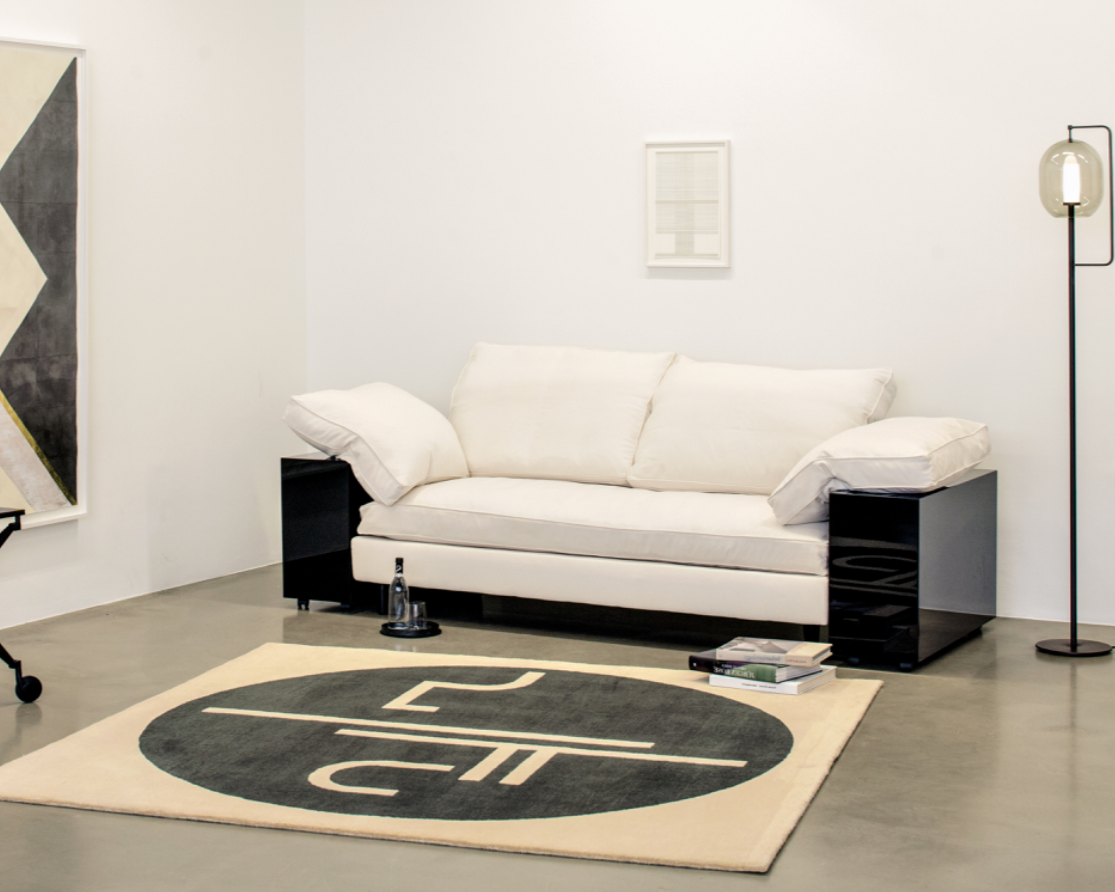 LOTA Sofa