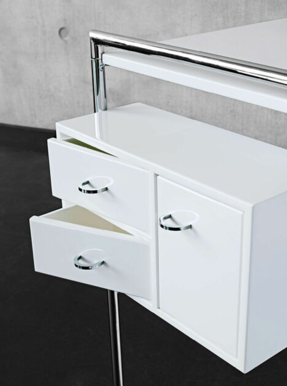 Petite Coiffeuse | Eileen Gray