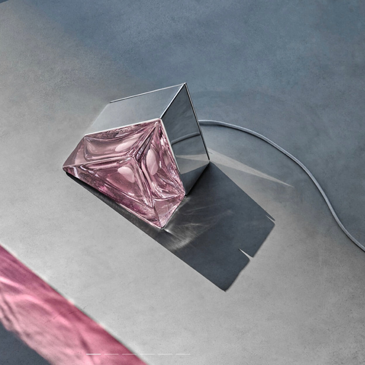 LOLA Lamp | Analog Glass