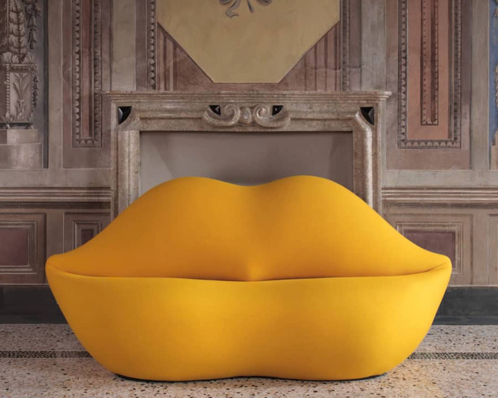 Bocca Sofa