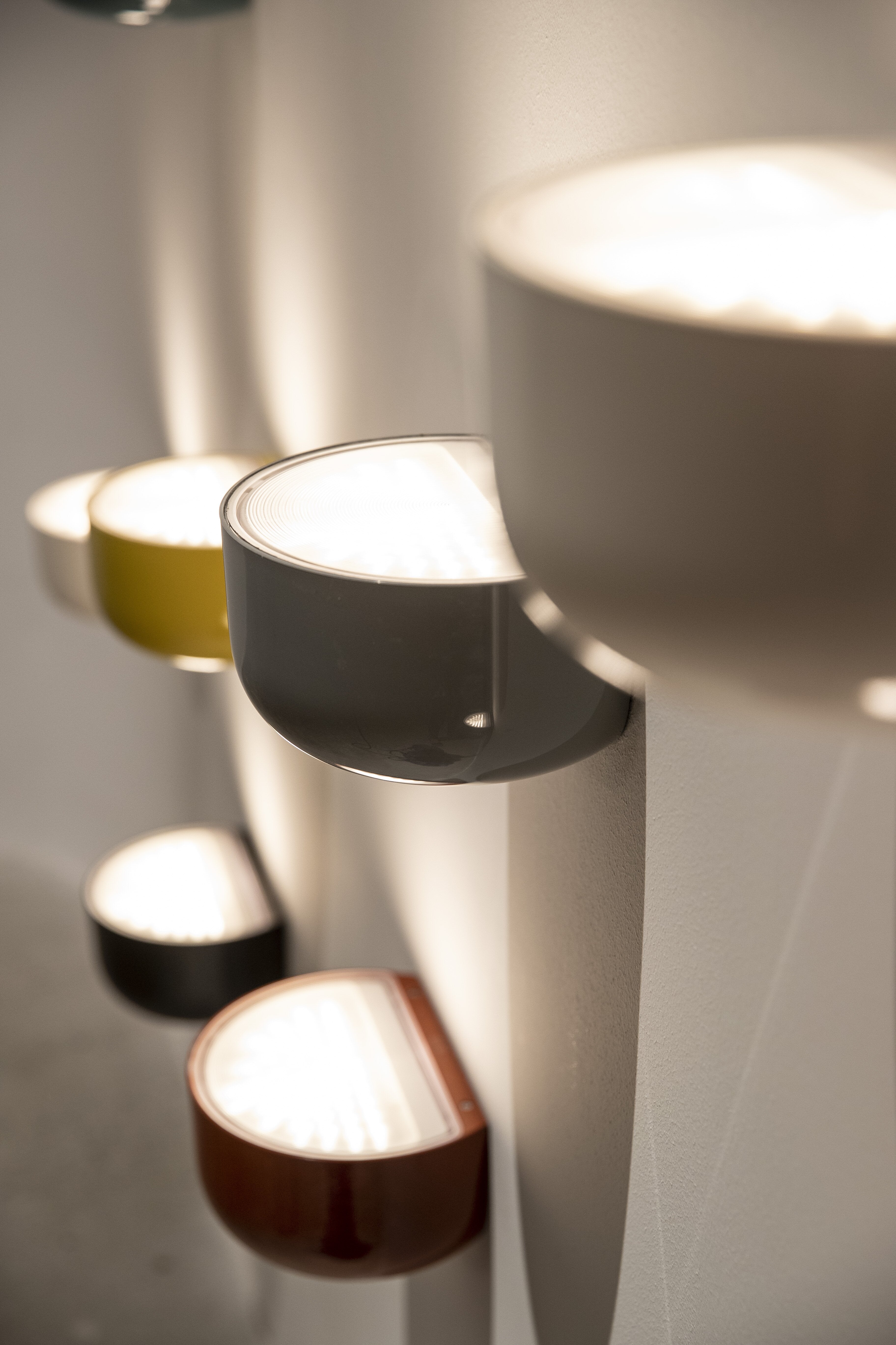 Bellhop Wall Up - Wandleuchte