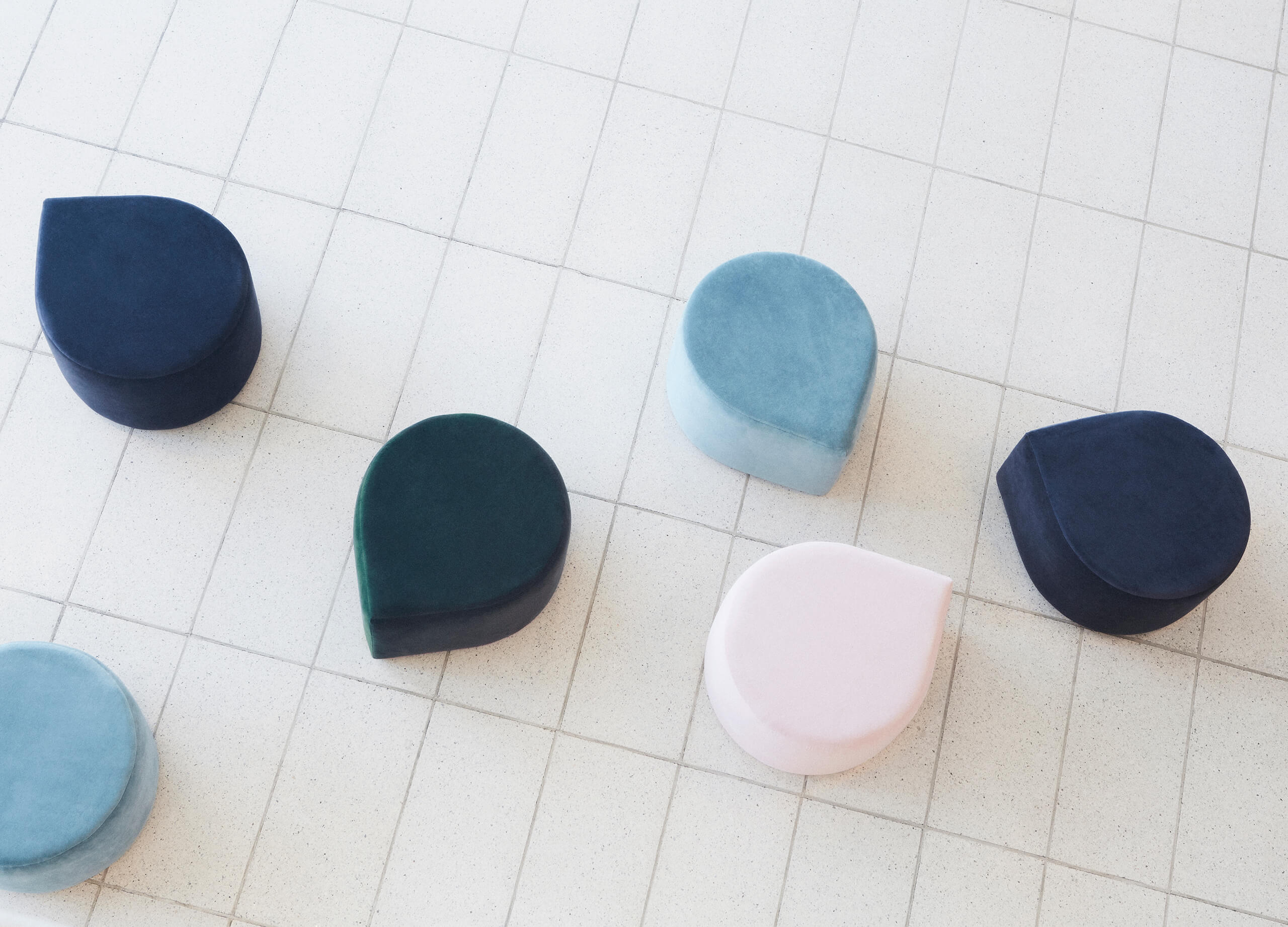 Stilla Pouf