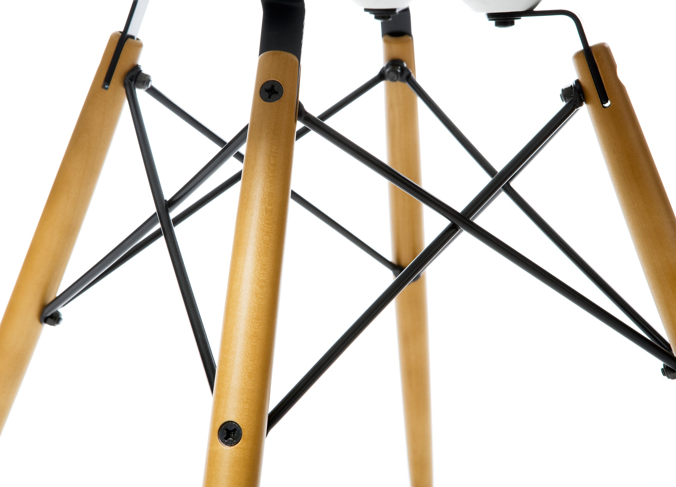 DSW Eames Plastic Side Chair