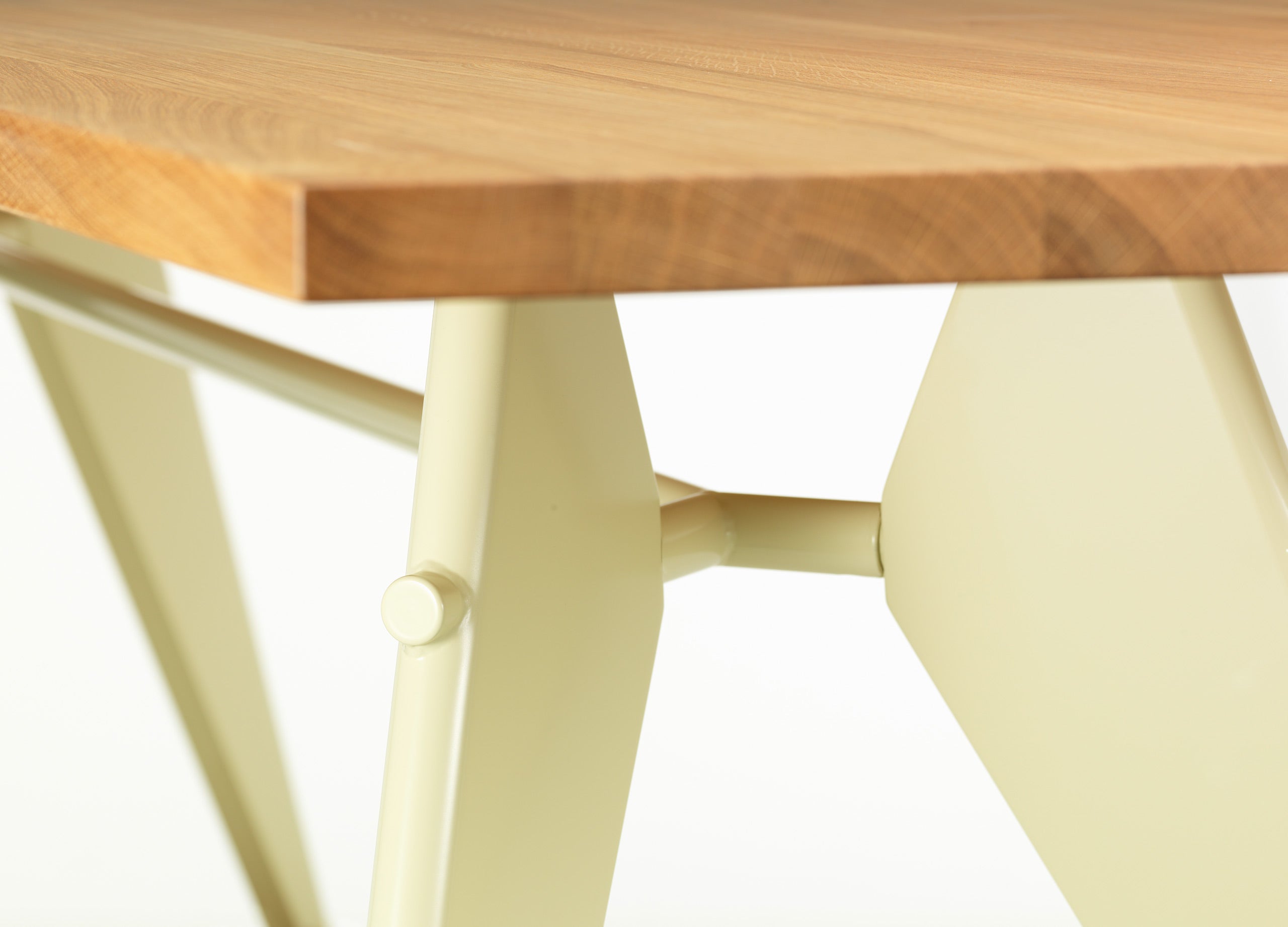 EM Table