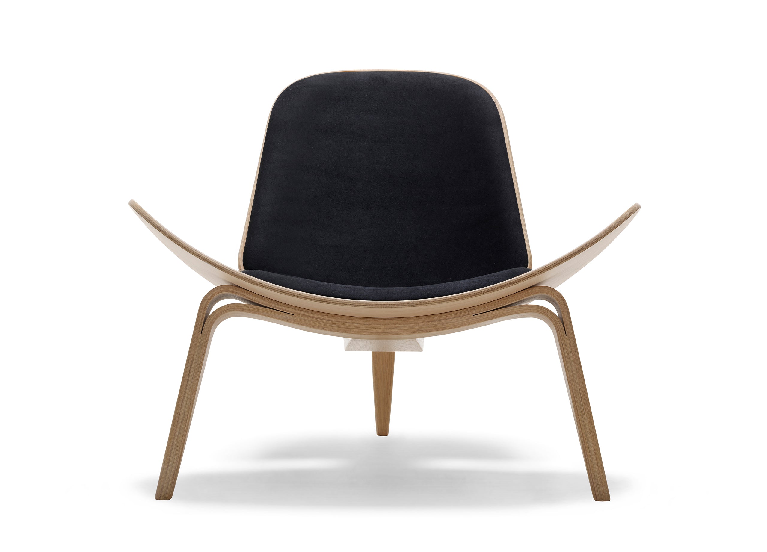 CH07 Shell Chair