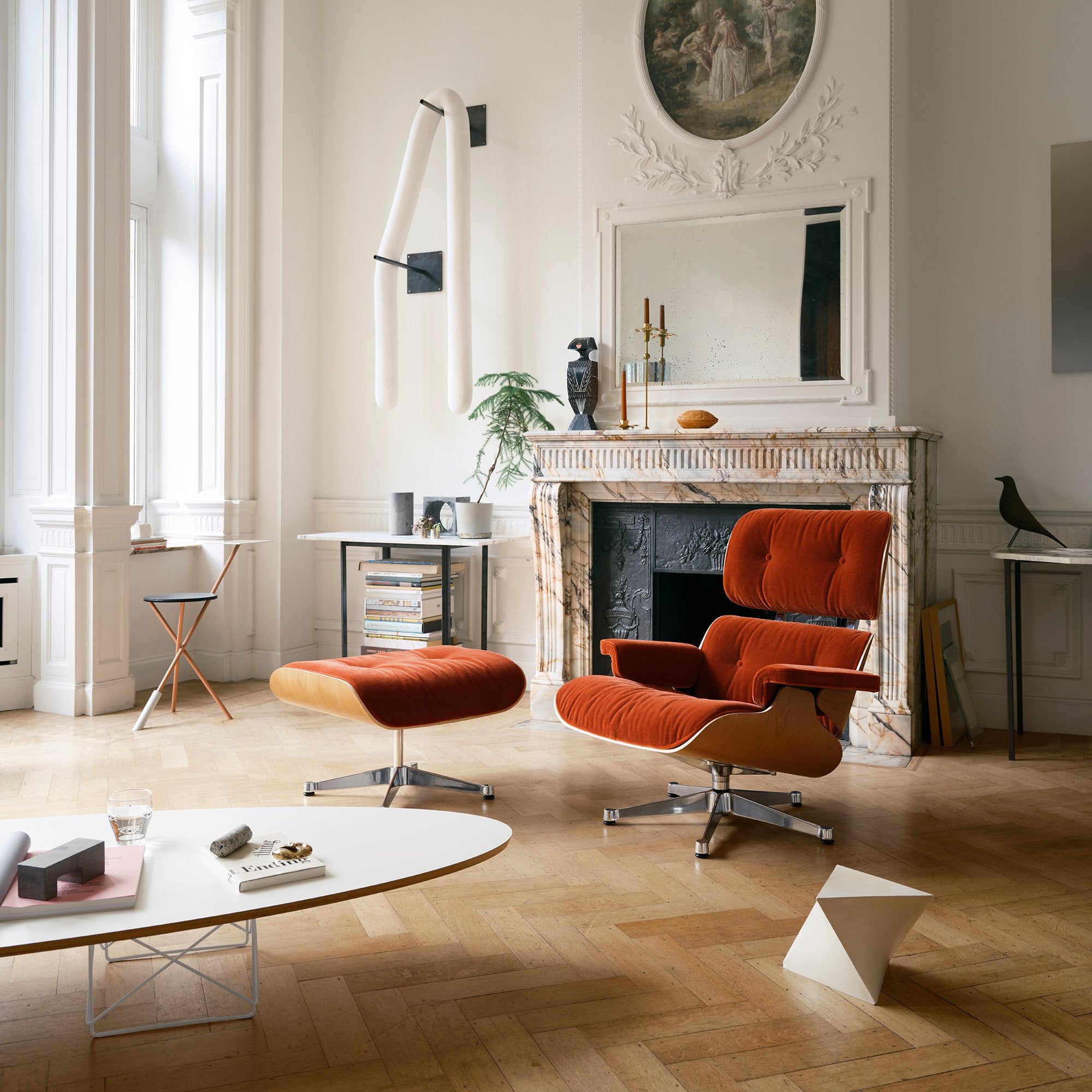 Eames Lounge Chair & Ottoman Calma