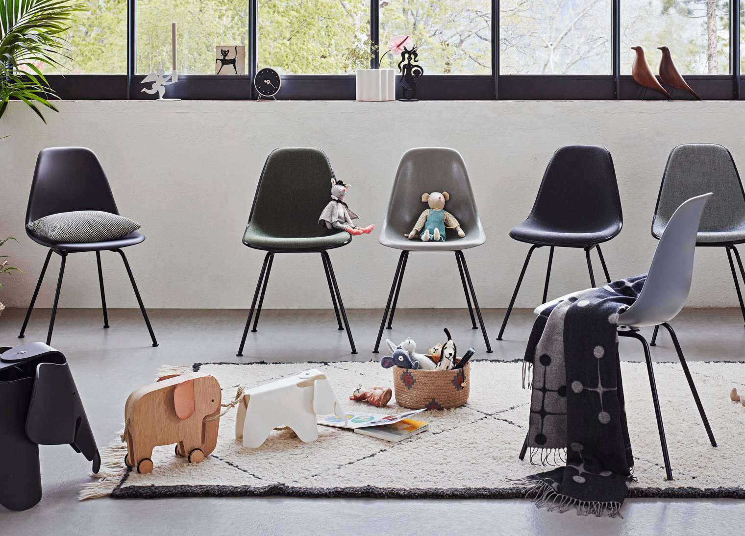 Vitra DSX Eames Plastic Side Chair The Qvest Shop